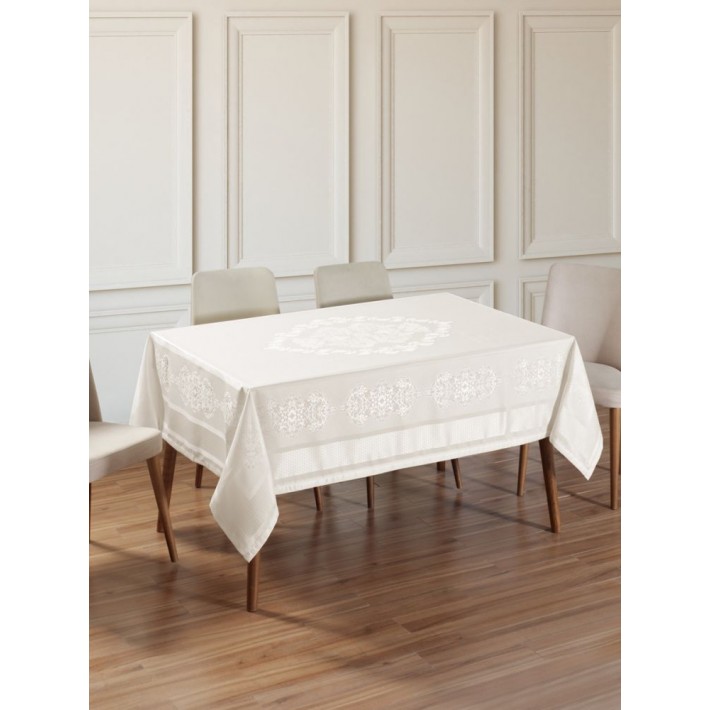 Скатерть 160х300 из жаккарда Бежевый KARNA