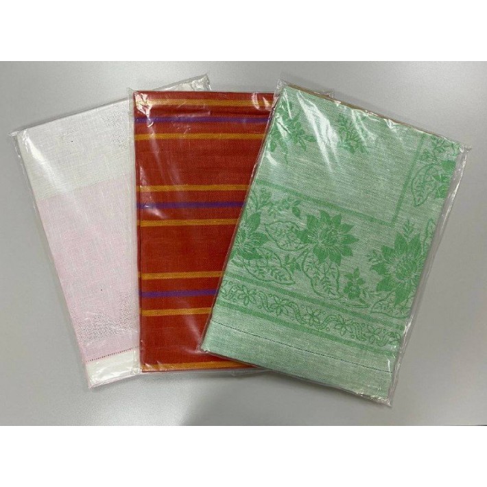 Скатерть 150х150 Dinosti