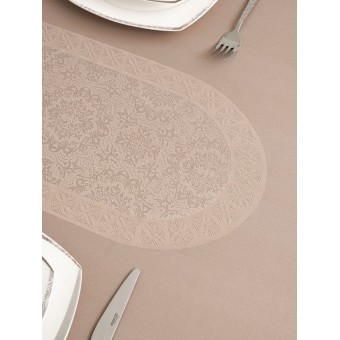 Скатерть      160х220   из жаккарда       Коричневый   KARNA