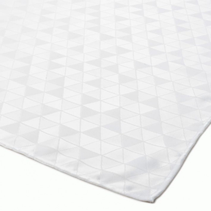 Скатерть 200*150 Diamante bianco ПЦ-2278-4841 цв.10000 уценка