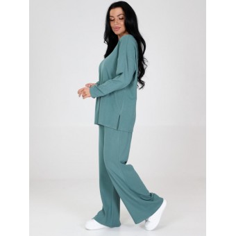 Костюм  женский       Милано    кофта с брюками   зеленый  однотонный