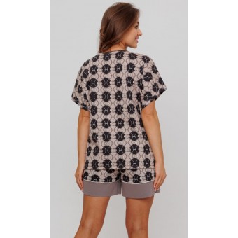 Костюм  женский       из кулирки    футболка с шортами   бежевый