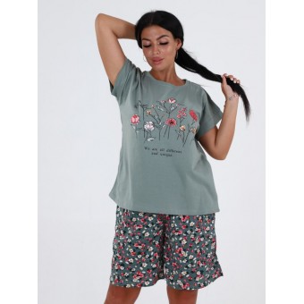 Костюм  женский       из кулирки    футболка с шортами   зеленый