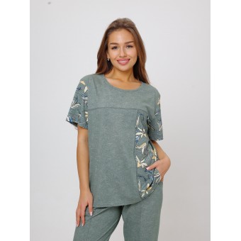 Костюм  женский       из кулирки    футболка с брюками   зеленый  Цветы Kuzina  