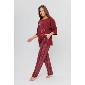 Костюм  женский       из кулирки    футболка с брюками с рукавом 3/4  красный  Принт Kuzina