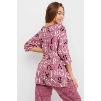 Костюм  женский       из кулирки    футболка с брюками с рукавом 3/4  розовый  Надписи Kuzina