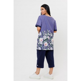 Костюм  женский       из кулирки    футболка с брюками   фиолетовый  Цветы Kuzina