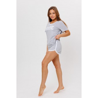 Костюм  женский       из кулирки    футболка с шортами   серый  Надписи Kuzina