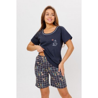 Костюм  женский       из кулирки    футболка с шортами   серый  Клетка Kuzina