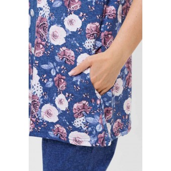 Костюм  женский       из кулирки    футболка с бриджами   синий  Цветы Kuzina