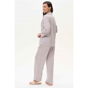 Пижама  женская       из хлопка   на пуговицах рубашка с брюками   бежевая