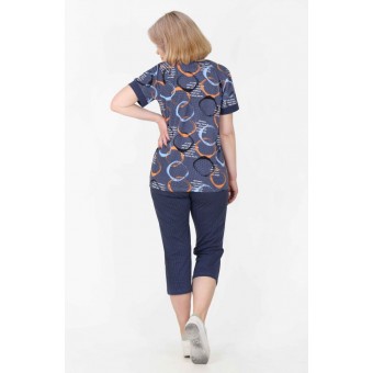 Костюм  женский       из кулирки    футболка с бриджами   в ассортименте