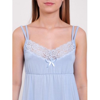 Сорочка  женская       из вискозы     на бретелях  голубая