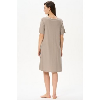 Сорочка  женская       трикотажная     с коротким рукавом  бежевая