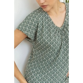 Сорочка  женская       трикотажная     с коротким рукавом  зеленая