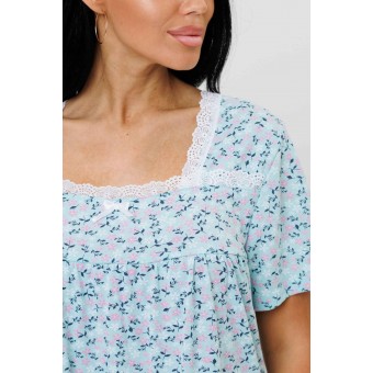 Сорочка  женская       из кулирки     с коротким рукавом  Светло-голубой  Цветы Kuzina