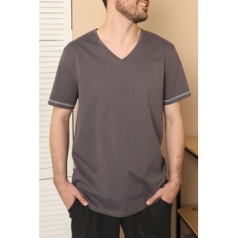 Футболка  мужская       трикотажная       фиолетовая