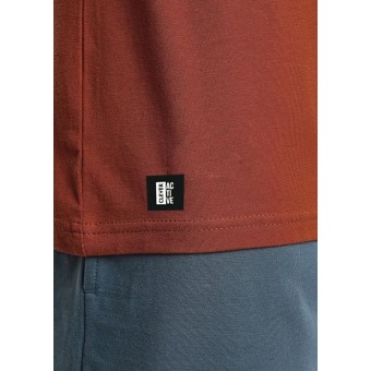 Футболка  мужская       трикотажная       коричневая