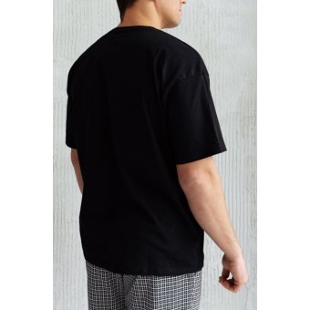 Футболка  мужская       из кулирки       черная  однотонная