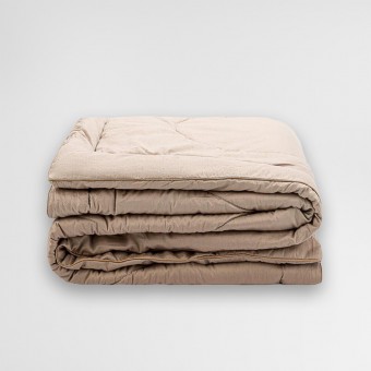 Одеяло    140х205 см 1,5 спальный  из сатина, шерсть верблюжья Василиса  