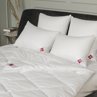 Подушка     для сна 70х70   из микрофибры      Микрогель белая   KARIGUZ