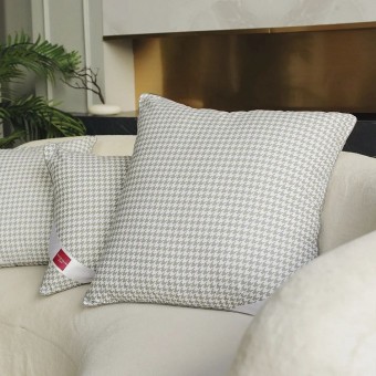 Подушка     для сна 70х70   из микрофибры      силиконизированное волокно    KARIGUZ