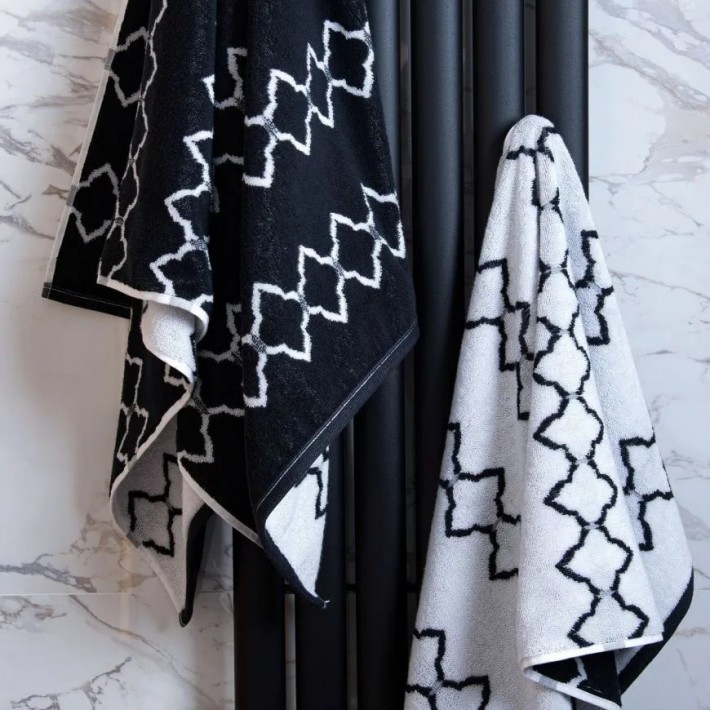 Bianco e nero ПЦ-2626-4920 Полотенце 50*90 цв.10000 уценка