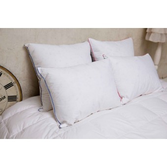 Подушка     для сна 50х70   из тика      пух    NatureS