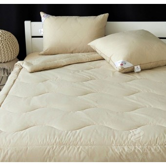 Подушка     для сна 50х70   из тика      шерсть верблюжья, силиконизированное волокно бежевая   World of Belashoff