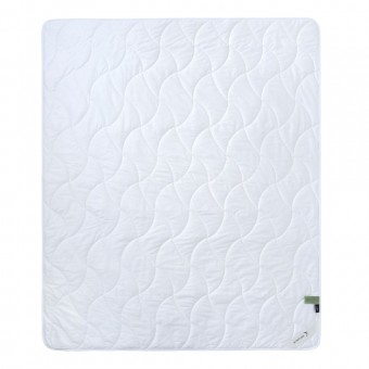 Одеяло     для сна 200х220  евро из сатина  300 г/м2    бамбук, силиконизированное волокно    MOYЁ HOME