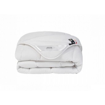 Одеяло     для сна 140х205  1,5 спальное из сатина  300 г/м2    силиконизированное волокно    MOYЁ HOME