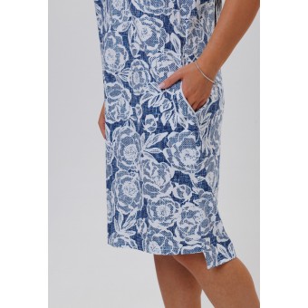 Туника  женская       из кулирки     с коротким рукавом  синяя  Цветы