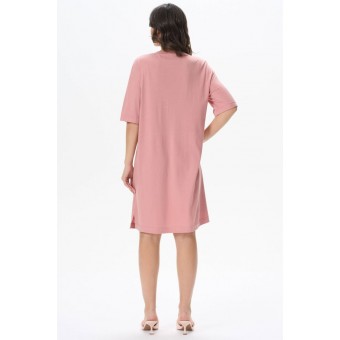 Платье  женское       из вискозы     с рукавом 1/2  розовое  Рисунок