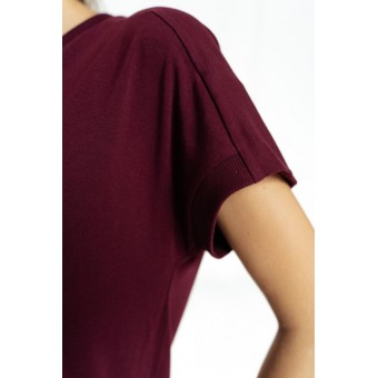 Платье  женское       трикотажное     с коротким рукавом  бордовое  однотонное