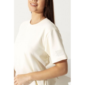 Платье  женское       трикотажное     с коротким рукавом  Молочный  однотонное