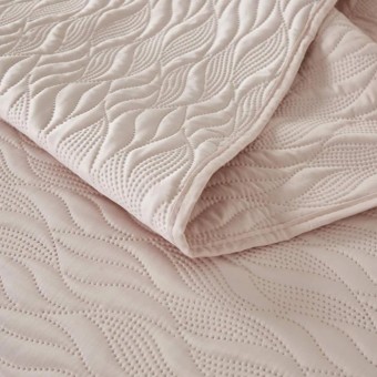 Покрывало     на кровать 230х250  евро атласное          Sofi de Marko