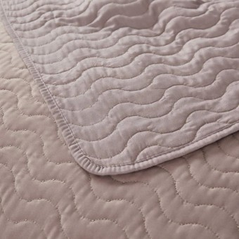 Покрывало     на кровать 230х250  евро атласное  380 г/м2        Sofi de Marko