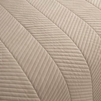 Покрывало     на кровать 230х250  евро атласное  380 г/м2        Sofi de Marko