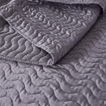 Покрывало     на кровать 230х250  евро атласное          Sofi de Marko