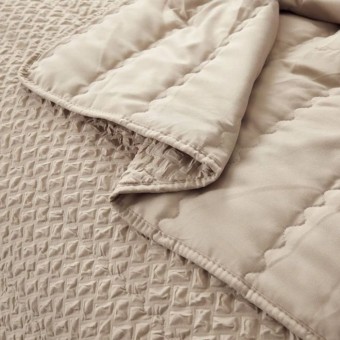 Покрывало     на кровать 230х250  евро из жаккарда          Sofi de Marko