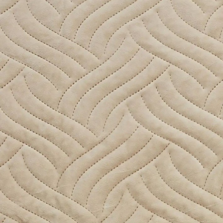 Покрывало на кровать 230х250 евро из велюра KARTEKS