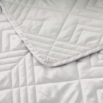 Покрывало     на кровать 230х250  евро атласное          Sofi de Marko