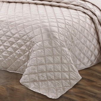 Покрывало     на кровать 240х260  евро атласное          Sofi de Marko