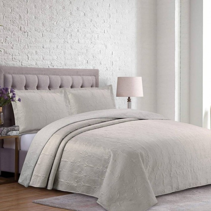 Покрывало на кровать 240х260 евро атласное Sofi de Marko