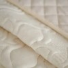 Покрывало на кровать 180х220 двуспальное из искуственного меха 80 г/м2 белое Орнамент Marianna