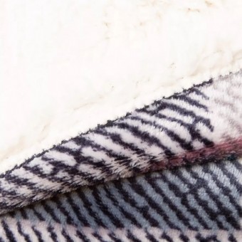 Плед     на кровать 240х210  евро из искуственного меха  400 г/м2       Клетка Marianna