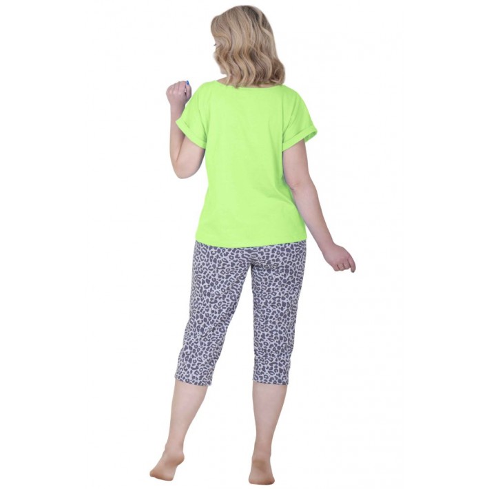 Комплект женский из кулирки футболка с бриджами