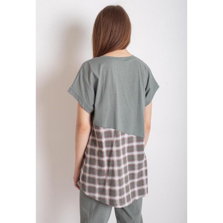 Костюм женский из кулирки футболка с бриджами бежевый