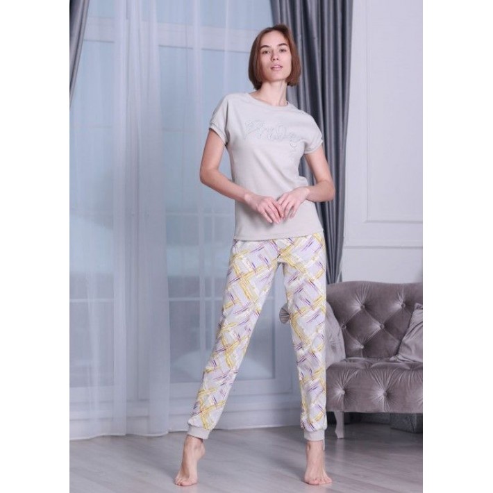 Комплект женский трикотажный футболка с брюками