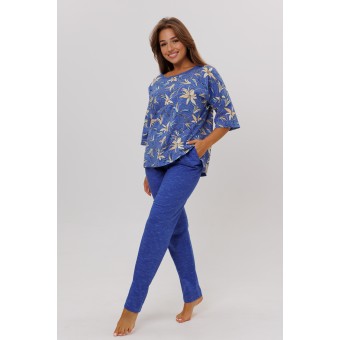 Костюм  женский       из кулирки    футболка с брюками